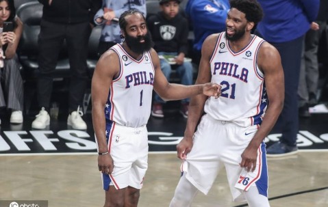 恩比德：哈登已经不跟我说话了 这真的很难受