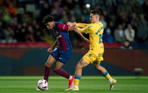 西甲保级关键战：西班牙人主场迎战拉斯帕尔马斯，谁能抢占生机？