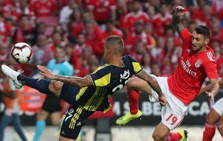 周三005 欧冠 费内巴切VS本菲卡，比分预测