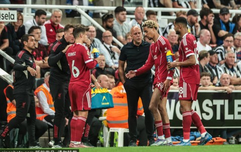 英超积分榜：3队取2连胜+伦敦双雄占前二 曼城第6曼联第16