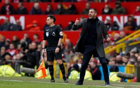 天空：前赫尔城主帅赛列斯是接替怀尔德出任谢菲联主帅的热门人选