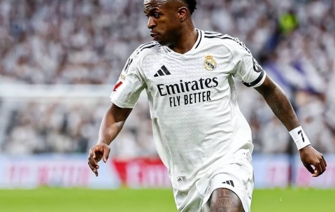 25岁生日遇冷！维尼修斯断崖下滑，皇马更衣室暗流涌动