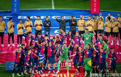 巴萨队长袖标强行剥夺！权力洗牌，拉菲尼亚德容佩德里谁是新王？