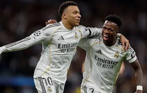 维尼修斯与姆巴佩之争：阿韦洛亚借鉴弗格森打造锋线核心思路