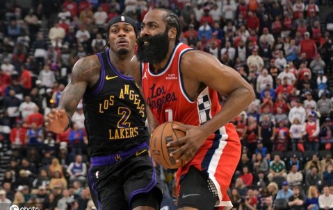 斗法！洛城四超巨两人获完胜 老登助人为乐迎里程碑