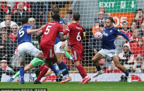 1.16亿天王转会引爆争议！拜仁大佬酸葡萄言论藏英超德甲暗战