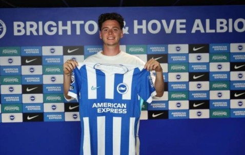 官方：布莱顿签下24岁布鲁日左后卫德屈佩，转会费据悉2000万欧