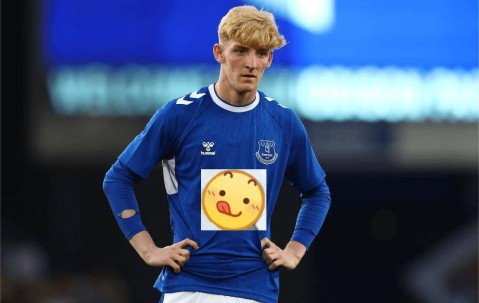 据报道，利物浦考虑签下德甲后卫，解约条款高达7400万英镑