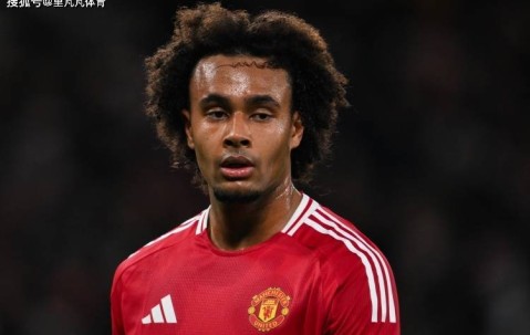 一日英超动向：曼联正在加速卖出替补射手，斯洛特买后卫有新对象