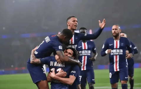 周二009 欧冠：氛围赋能VS客场抗压！里斯本竞技硬撼巴黎，巨星稳定性成破局关键？