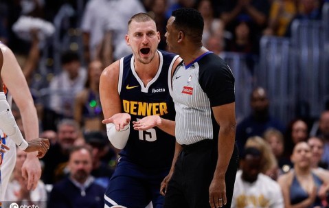 约老师本轮场均5.3次助攻5.8失误 命中率大幅下滑