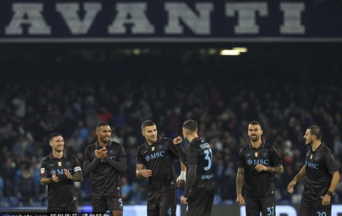 意甲争冠白热化：那不勒斯惜败乌迪内斯，米兰领跑仅差1分，国米能否逆转局势？