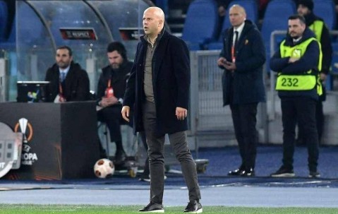 利物浦四连平球迷狂嘘，董事会为何依然力挺斯洛特