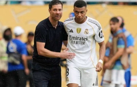 1年5伤！皇马22岁天才又倒下，阿隆索西甲首秀遭晴天霹雳！