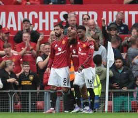 英超联赛曼联憾平伯恩茅斯,放大10倍后看细节,原因清晰可见