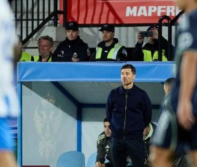 西甲两大豪门联袂晋级,马竞与皇马上演惊险胜利,两球星共创多项纪录