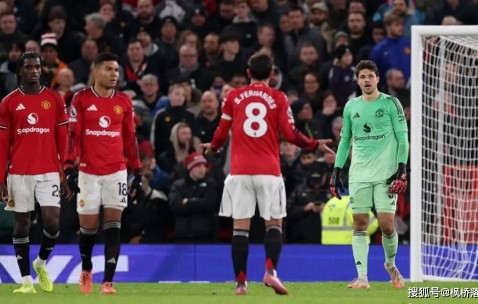 4-4惊魂！2.3亿豪阵难掩曼联4大顽疾，阿莫林的战术革命走向末路？