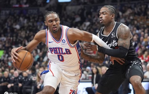 马克西33分恩比德27+8 76人大胜猛龙