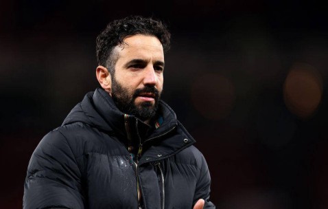 阿莫林曾以为曼联主场困境已然破解，然而现实却给了他沉重一击！