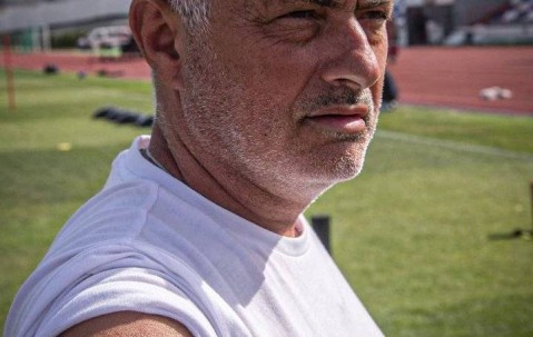 遗憾！穆里尼奥即将与土超豪门分道扬镳，颗粒无收的赛季引发不满