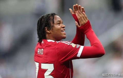 无缘欧冠名单！基耶萨利物浦前景堪忧，淘汰赛或迎转机？