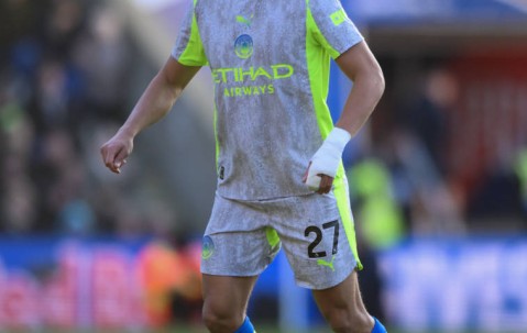 欧冠小组赛关键战：曼城迎战巴黎圣日耳曼