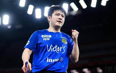 樊振东遭遇德甲联赛特殊换人规则，第四盘对手竟然换了人