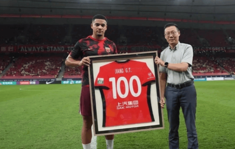 今年底就能归化！前欧冠主力再表态：大概率留中国，希望归化！