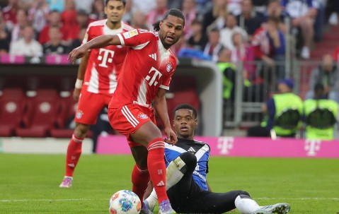 （体育）足球——德甲：拜仁胜汉堡