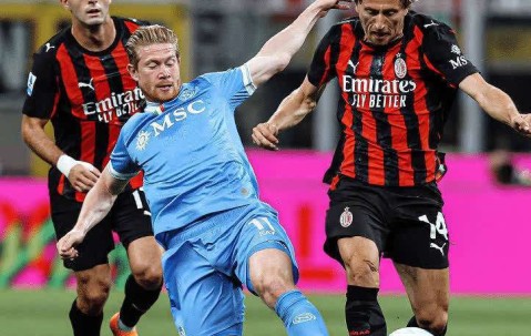 囧叔迷魂阵戏耍孔蒂，普利西奇传射AC米兰2-1那不勒斯登顶意甲