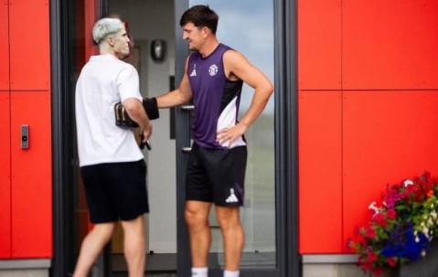 曼联官宣美国行大名单：三大新援出征加纳乔落选，奥纳纳利马随队马奎尔缺席