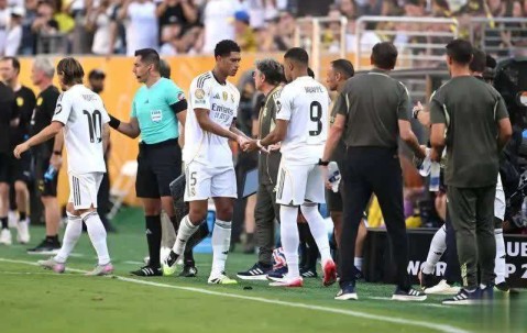 世俱杯四强出炉：姆巴佩破门将战旧主巴黎，德甲双雄告别