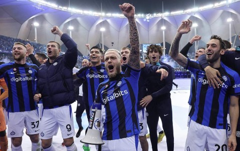 周日041 意甲焦点战：AC米兰VS罗马——红黑军团剑指三分，红狼难阻连胜步伐