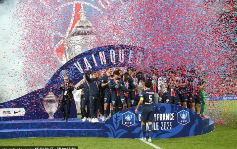 5-0夺欧冠！登贝莱33球14助攻打脸巴萨？他却说：那里曾是我的一切！