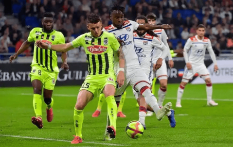 周日018焦点！法甲图卢兹VS欧塞尔 冲欧劲旅VS保级残阵，比分+进球数精准剖析