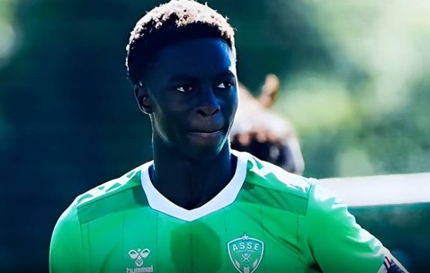 国米看上17岁法国中场天才新星，人称新博格巴，德甲豪强也来抢人