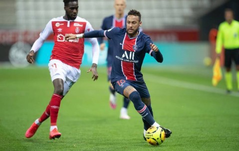 法甲烽火：里尔 VS 兰斯，鹿死谁手？