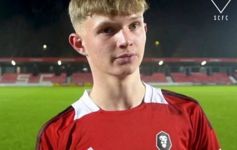 太阳报：阿森纳有望25万镑+高额附加费签索尔福德U18前锋赖特