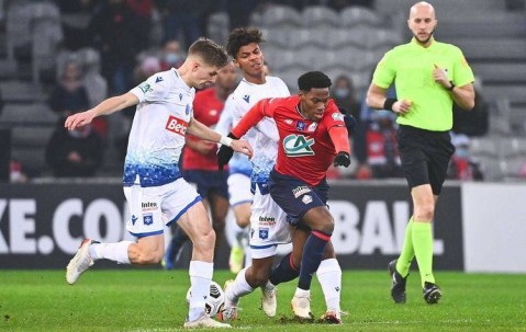 法甲焦点战前瞻：欧塞尔 VS 摩纳哥，谁能笑到最后？