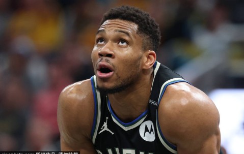 曝字母哥已无意提出交易申请 打算继续留雄鹿