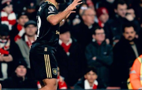 换帅如换刀！先斩曼城、再赢阿森纳 曼联进前4：曼城看到争冠希望