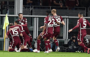 意甲焦点战：都灵主场迎战卡利亚里，保级与抢分之争