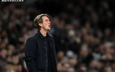 被坑了？热刺高价买下20岁射手，两次错失绝佳机会让球迷极其不满