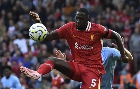 1.5亿天才绝境爆发！利物浦四连败后惊现逆转密码，更衣室暗流涌动