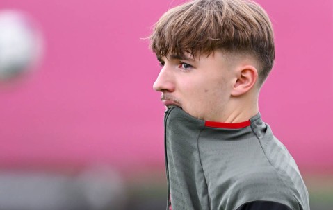 奥利塞的逆转传奇：如何在德甲对弗赖堡的比赛中成就最佳球员