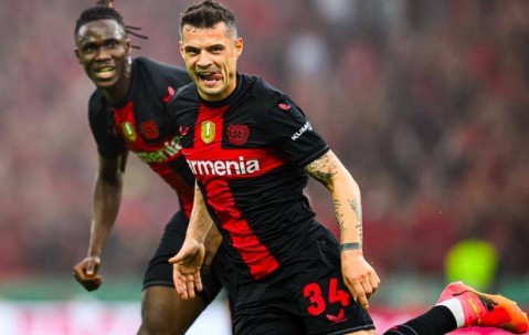 大巴黎迎来本赛季的最后一项“福利”——兰斯意外获得法甲倒数第三名