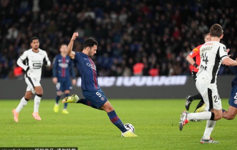 法甲-K77双响马尤卢传射 巴黎5-0十人雷恩距榜首1分