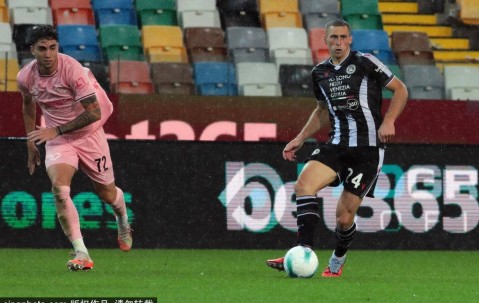 那不勒斯续约安古伊萨：从意甲冠军到未来的中场核心，他的价值在哪里？