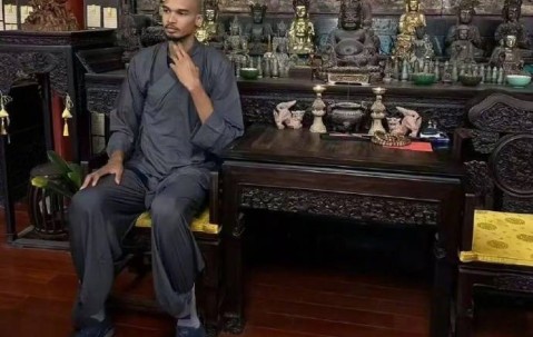 文班亚马“剃度出家” 目前正在少林寺闭关修行