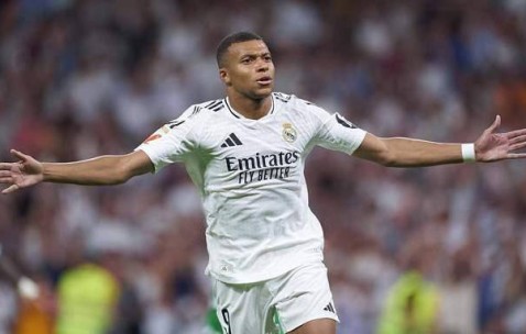 巴萨VS埃尔切：新星亚马尔的困境与挑战